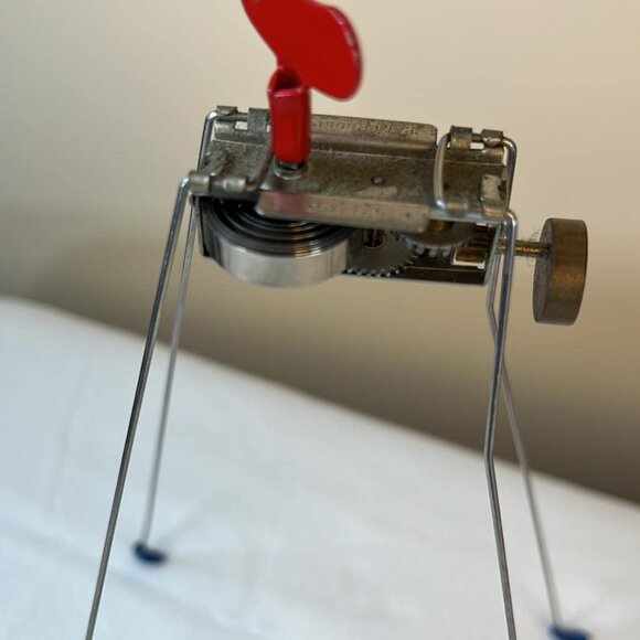 Vintage Wind Up Wire Critter Toys Set of 2 Kinetic Small Batch Toy Maker - Picture 6 of 7